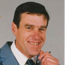 Local election candidates 1992; mayor; 5/8 (4.4%); Harry Kent; council;  9/26, 10 required.