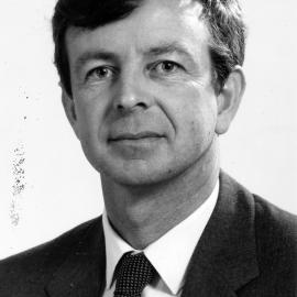 Central Institute of Technology staff; electronic engineering; Hugh Middleton; head of school.