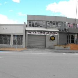 King Street, west side; No.  5, 7A; Anita's Dance Academy, Porterhoues Blues