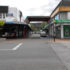 Main Street, north side; No. 129-133