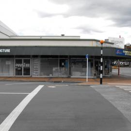 Geange Street, left side; No. 19 to end