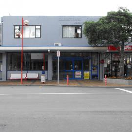 Wakefield Street, west side; No. 1; Skynet and Red Cross shops