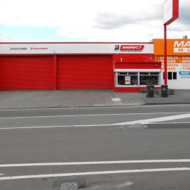 Queen Street, north side; No. 29; Bridgestone Tyre Centre/ Firestone