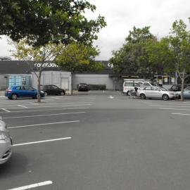Geange Street, left side; No.  6; Countdown, from the west