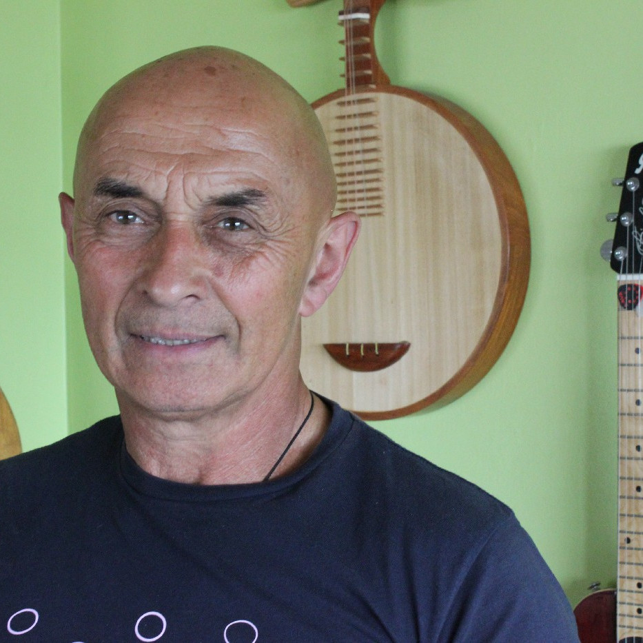 Ray Ahipene-Mercer oral history interview abstract