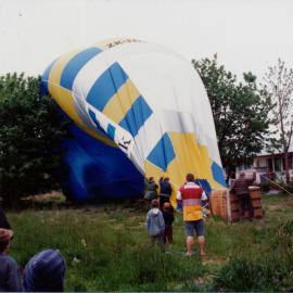 Hot air balloon flight 6;  deflating.