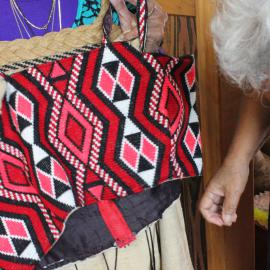 Māwai Hakona costumes; early bodices