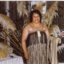 Puti Tukukino with 'Korowai'