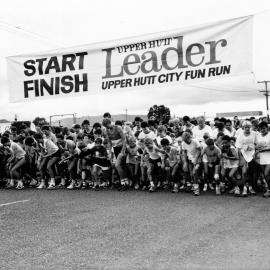 Fun run start, 1987, Maidstone Park.