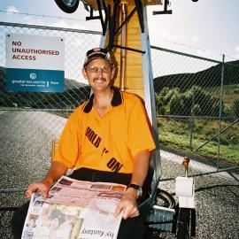 Trolley Derby 2006: Grant Upton on gate duty