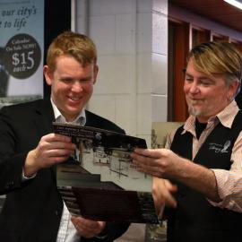 MP Chris Hipkins and Library archivist Reid Perkins, 2016