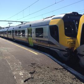 Upper Hutt Railway Station 2015  2; commuter unit at platform