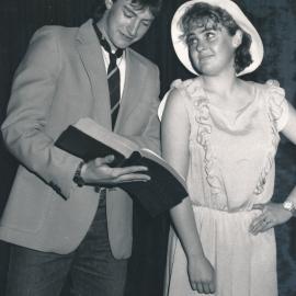 Heretaunga Players; Habeas Corpus; Jonathan Craig and Eileen Sims