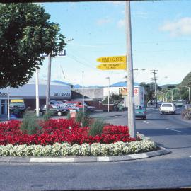 Fergusson Drive/Main Street/King Street intersection; Circa 1980s