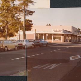 Main Street,looking east from south side, betwen Gibbions and Royal streets