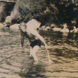 Te Marua School; Te Awa Kairangi / Hutt Riverswimming hole, circa 1955