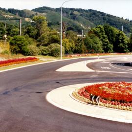 Gardens, Fergusson Drive; ; looking south-west at King Street roundabout