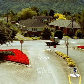 Gardens, Fergusson Drive; Park Street junction