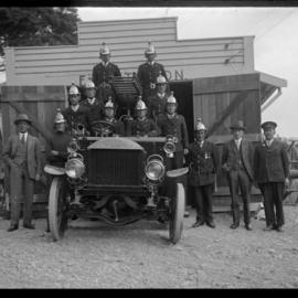 Silverstream Volunteer Fire Brigade building 1; Chatsworth Road, firemen, committee and Dennis appliance, 1931