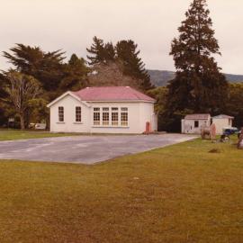 Benge Memorial Hall; ca 1990s