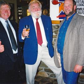 David Bellamy with Rex Kirton at Totara Lodge, 2000