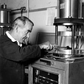 Dunlop; mill control laboratory; Bill Strickland and Mooney viscometers.