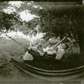 75 Martin Street; 'Haukaretu' garden scene