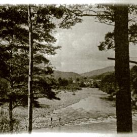 Te Awa Kairangi / Hutt River, looking upstream
