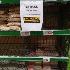 Flour sign, Pak'nSave