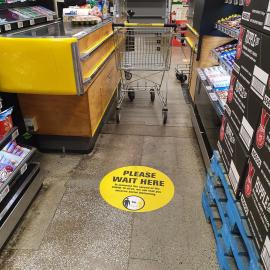 Social distancing signs, Pak'nSave