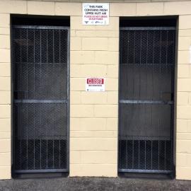 Closed notice, Heretaunga Park public toilets