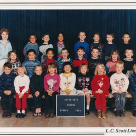 Upper Hutt School, Room 6; 1996