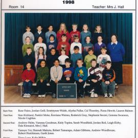 Upper Hutt School, Room 14; 1998