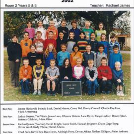 Upper Hutt School, Room 2; 2002