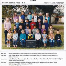 Upper Hutt School, Room 6; 2002