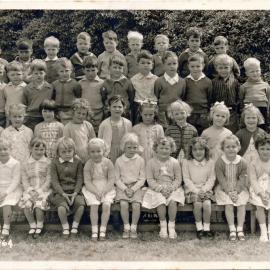 Upper Hutt School, unidentified class; 1964