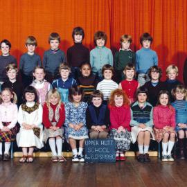 Upper Hutt School, Room 6, J2 and Standard 1; 1980