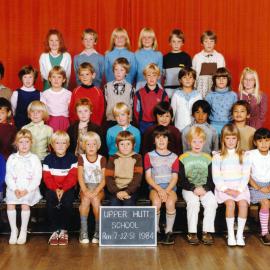 Upper Hutt School, Room 7, J2 and Standard 1; 1984