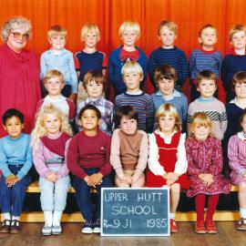 Upper Hutt School, Room 9, J1; 1985