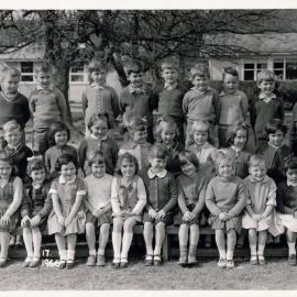 Upper Hutt School, unidentified class; 1966