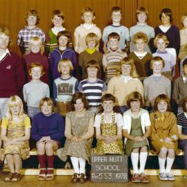 Upper Hutt School, Room 5, Standard 3; 1978