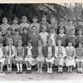 Upper Hutt School, unidentified class; 1964