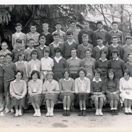 Upper Hutt School, unidentified class; 1964