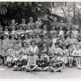 Upper Hutt School, unidentified class; 1964