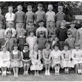 Upper Hutt School, unidentified class; 1965