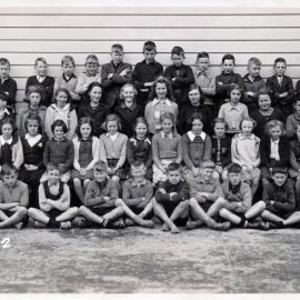 Upper Hutt School, unidentified class; 1942