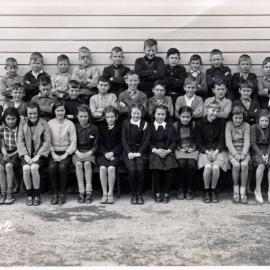 Upper Hutt School, unidentified class; 1942
