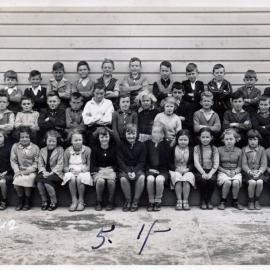 Upper Hutt School, unidentified class; 1942
