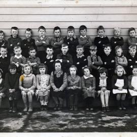Upper Hutt School, unidentified class; 1944