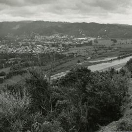 Heretaunga, Pinehaven and Silverstream, from hills to north-east, 1985.